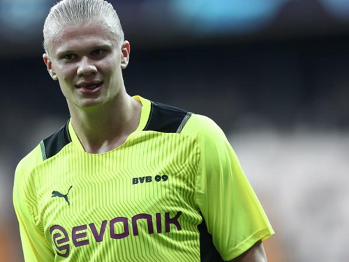 纳帅谈施蒂勒落选：和球员沟通过了，斯图加特对此不满才正常