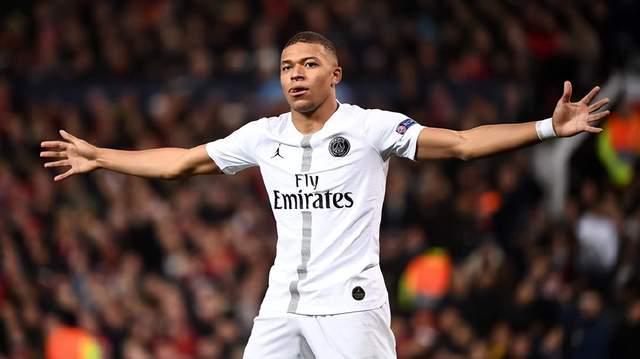 帕尔马官方：铃木彩艳成功接受手指骨折手术；据悉伤缺3个月