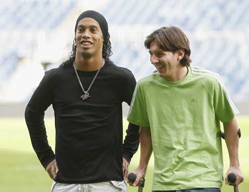 每体：巴萨高层将于二月至五月决定是否买断拉什福德（每体：巴萨高层计划在2至5月间做出是否买断拉什福德的最终决定）