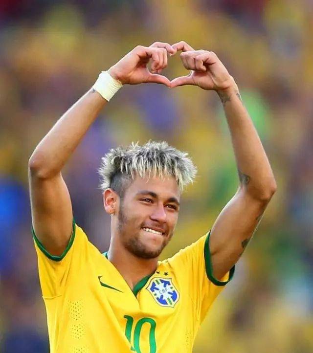 扎卡尼：意大利会参加世界杯，因为我们配得上那样的机会（扎卡尼：我们值得这份机会，意大利必将征战世界杯）