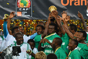 森保一：明天的首发会适当调整，相比执教纪录更关注长远目标