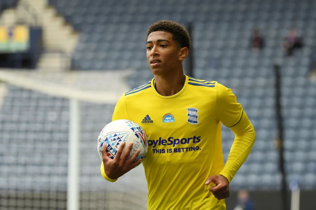 丰塞卡：联赛成绩没欧联好？赛季初没人觉得我们能排法甲第五