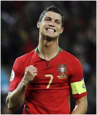 Shams：雄鹿球星字母哥因右小腿拉伤将缺席2-4周