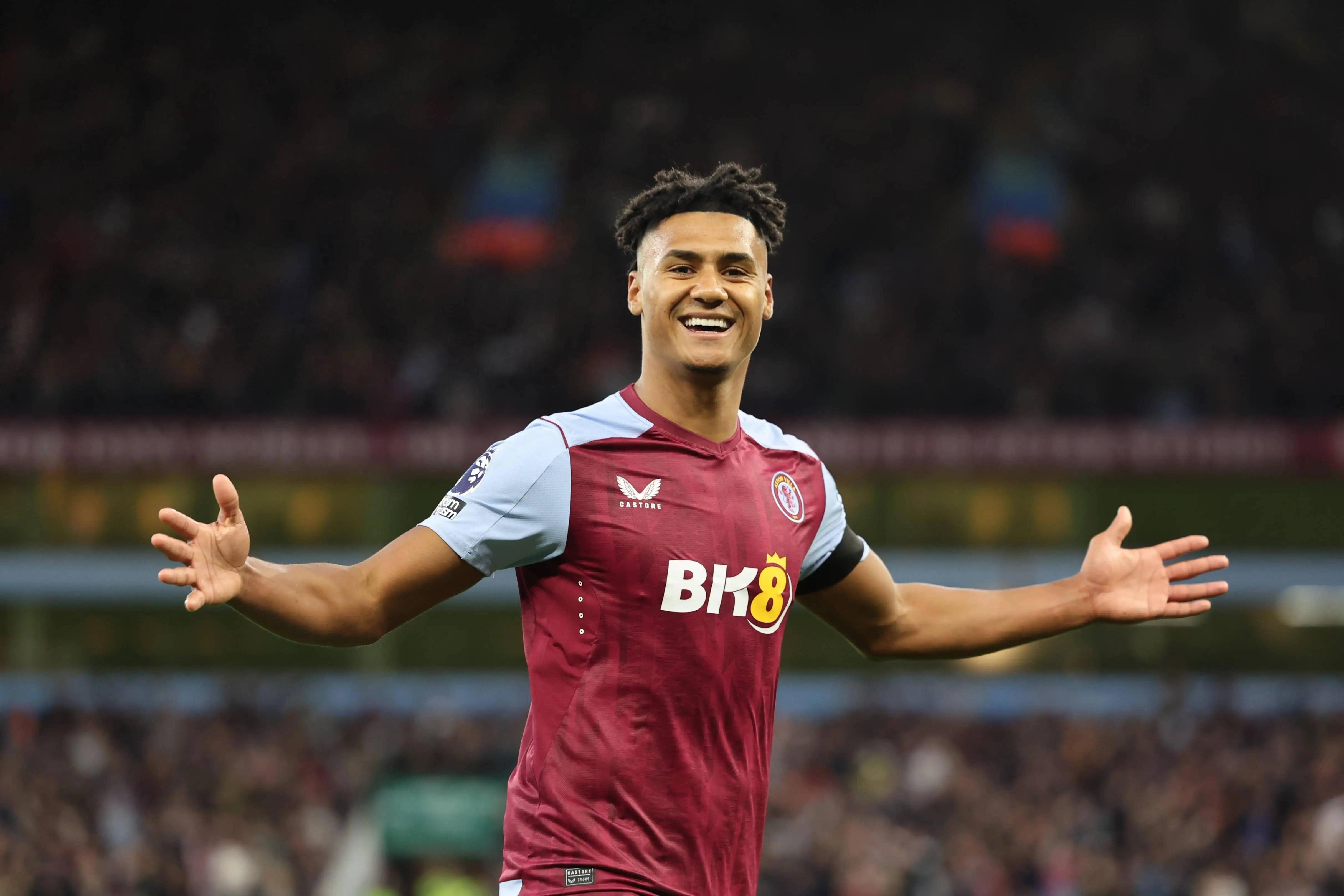 克莱顿替补6中5轰12分，爵士半场唯一上双球员