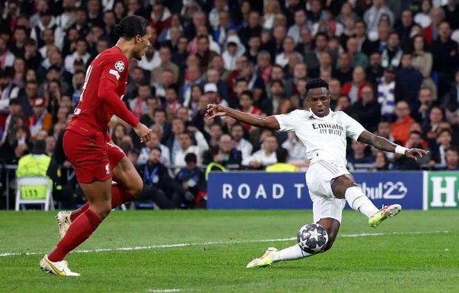 西甲-姆巴佩传射罗德里戈破门 皇马4-2塞维利亚（西甲：姆巴佩一传一射罗德里戈建功 皇马4-2击败塞维利亚）