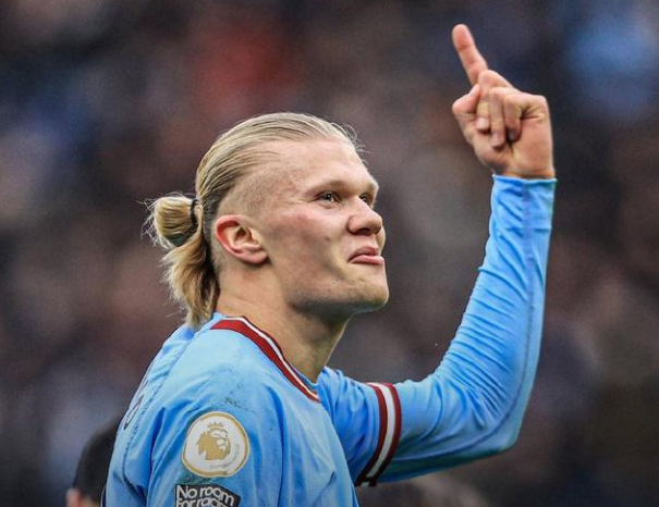 亚足联官网：沙迦击败卫冕冠军重燃晋级希望，新月瞄准6连胜（亚足联官网：沙迦力挫卫冕冠军重燃出线曙光，新月冲击六连胜）