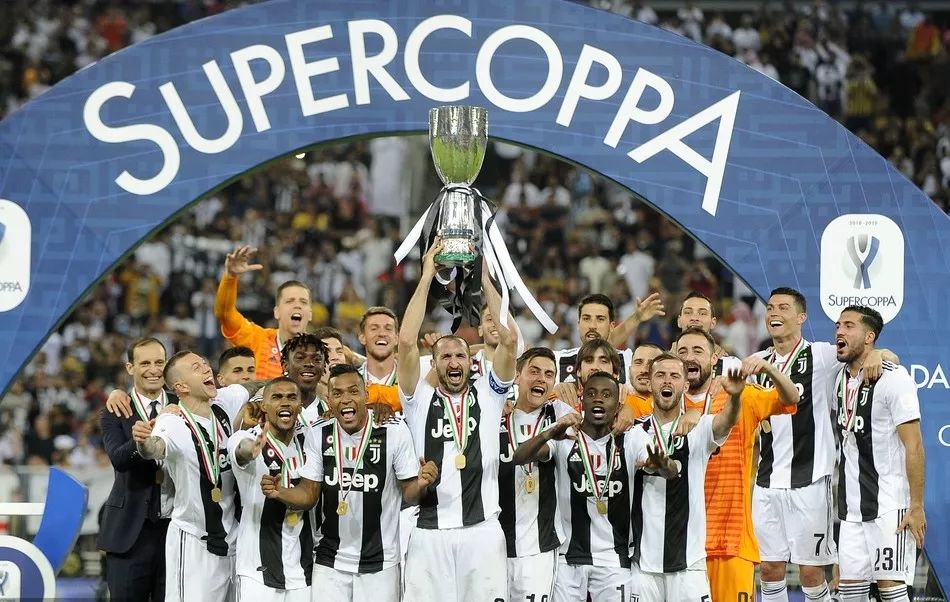 邮报：热刺冬窗将关注DV9，也可能引进世界级门将提升实力