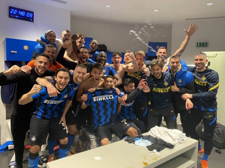 弗兰克：水晶宫体系和曼联相似？不同的球队不能拿来相提并论（弗兰克：水晶宫与曼联体系相似？不同球队不应相提并论）