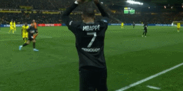 吉迪砍生涯第22次三双，在历史三双榜上超越贾巴尔和科比